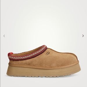 Ugg Tazz ladies size 6 chestnut